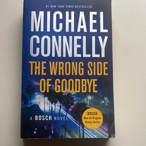 🌻The Wrong Side of Goodbye Book